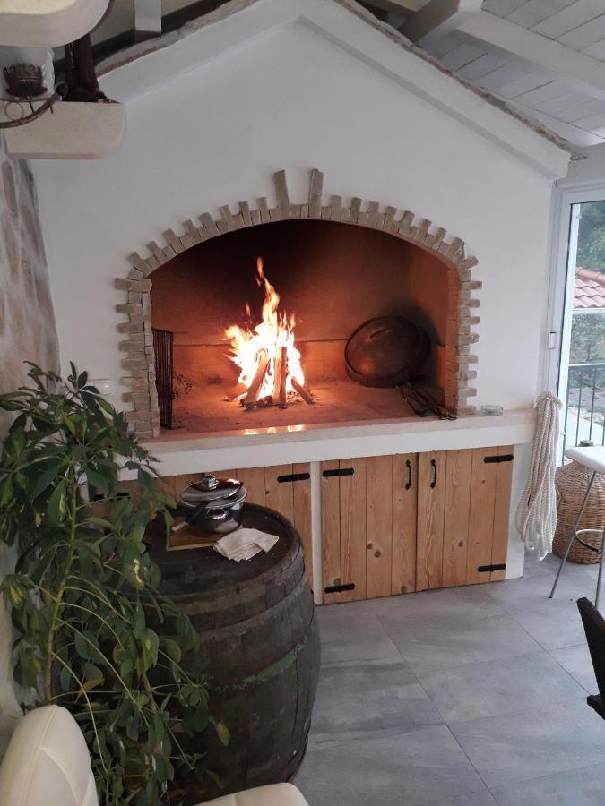 Villa Zrinka **** Svinisce Екстер'єр фото